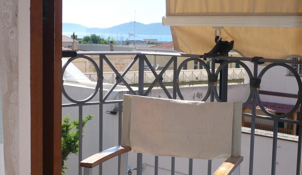 Le Pavoncelle Apartment Alghero Phòng bức ảnh